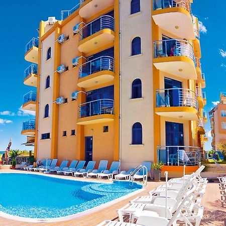 Hotel Penelope Primorsko Bagian luar foto
