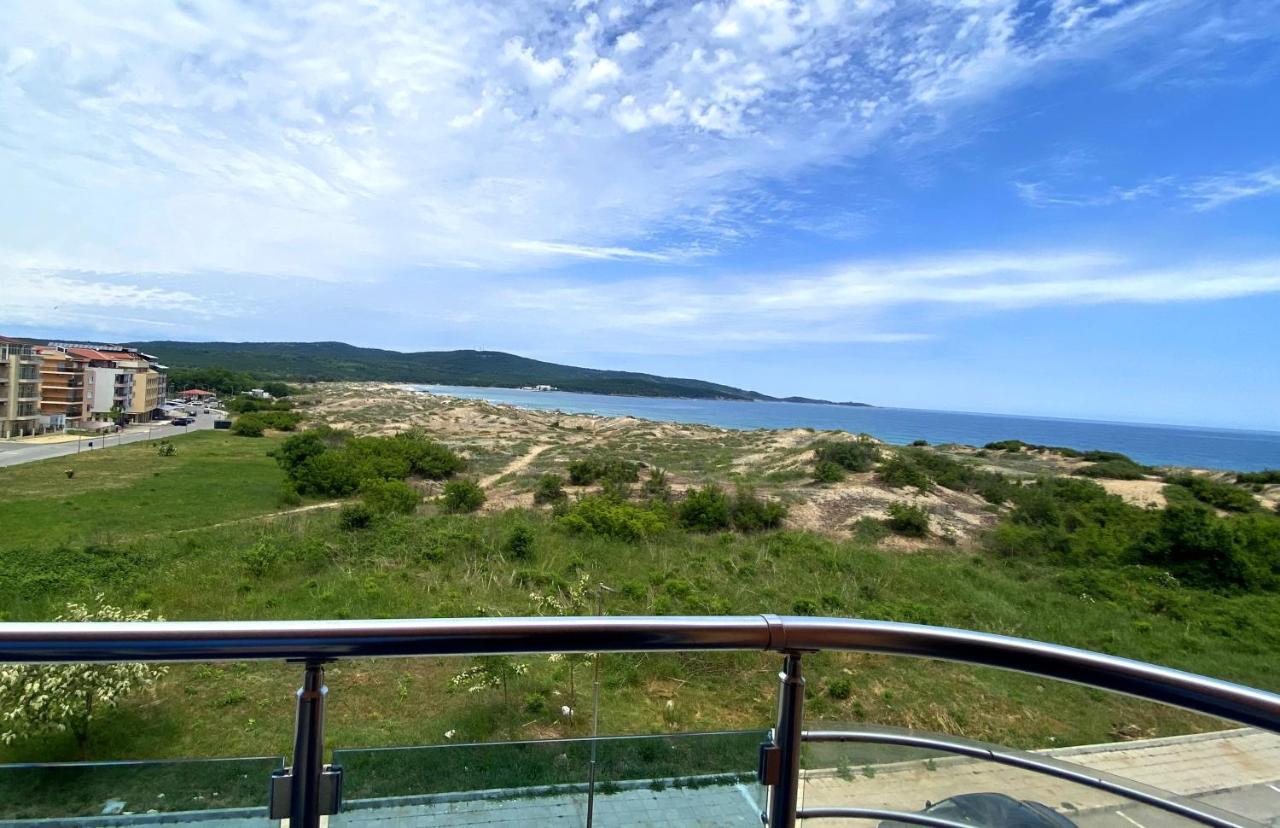 Hotel Penelope Primorsko Bagian luar foto
