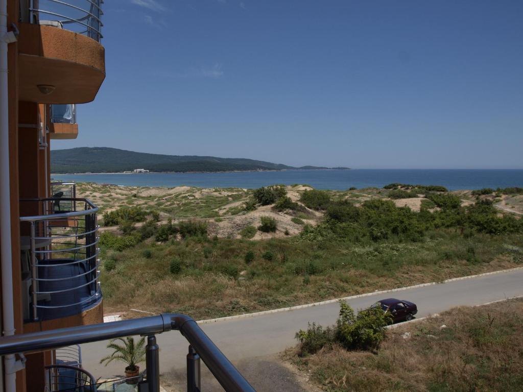 Hotel Penelope Primorsko Bagian luar foto