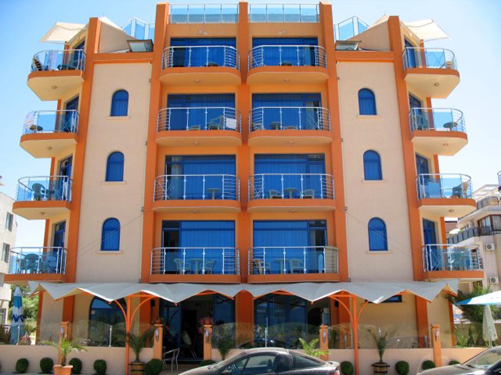 Hotel Penelope Primorsko Bagian luar foto