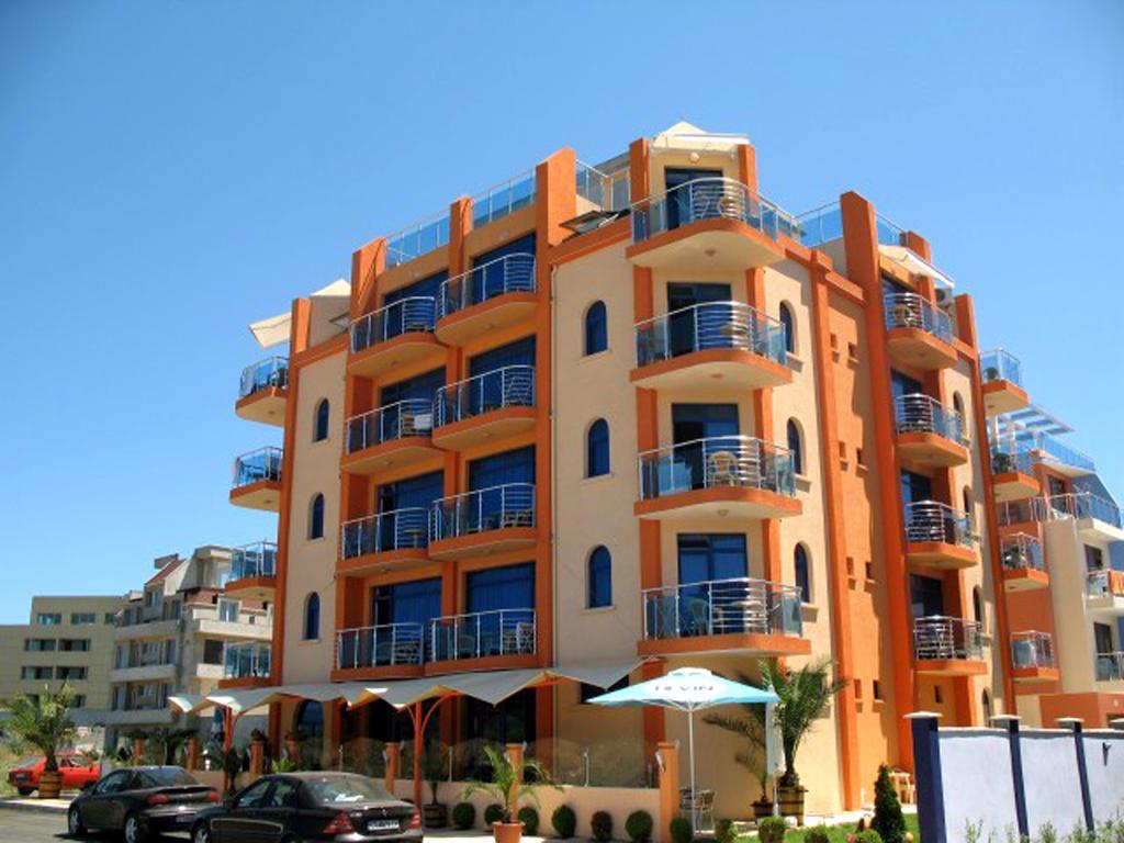 Hotel Penelope Primorsko Bagian luar foto